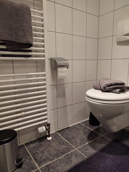 Gemuetliches Ferienapartment Mit Optionaler E-Ladesaeule 艾兴策尔 外观 照片